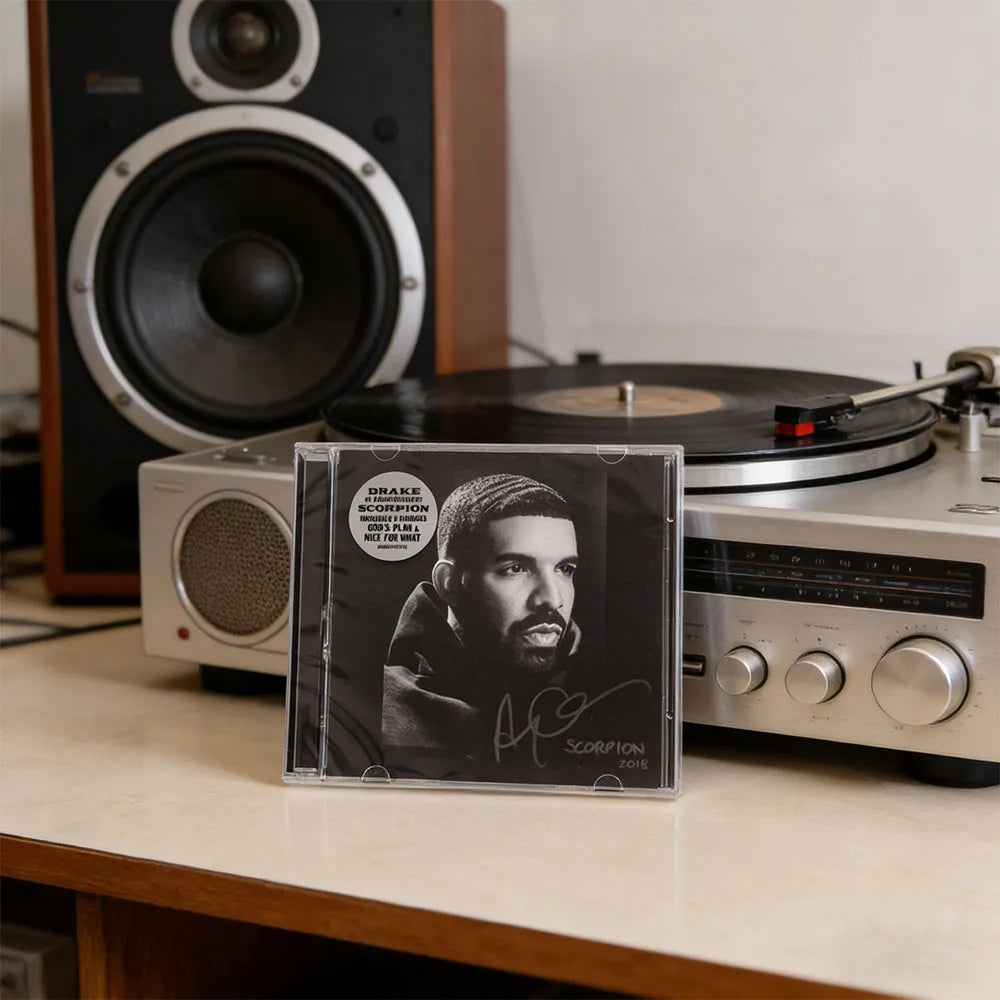 CD 'Scorpion' is the fifth studio album by Canadian rapper Drake, and it is also a double album, released on June 29, 2018.